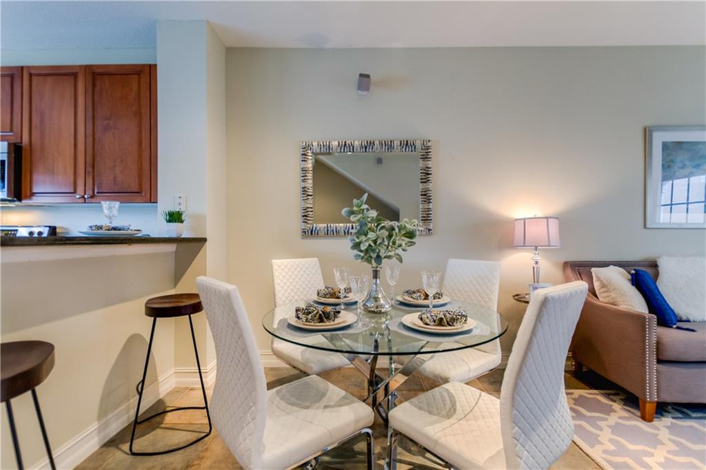 EAST VILLAGE - Residential