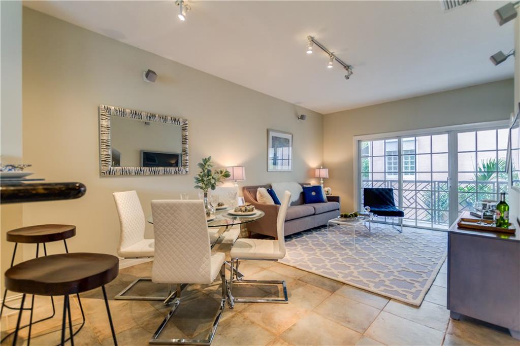 EAST VILLAGE - Residential