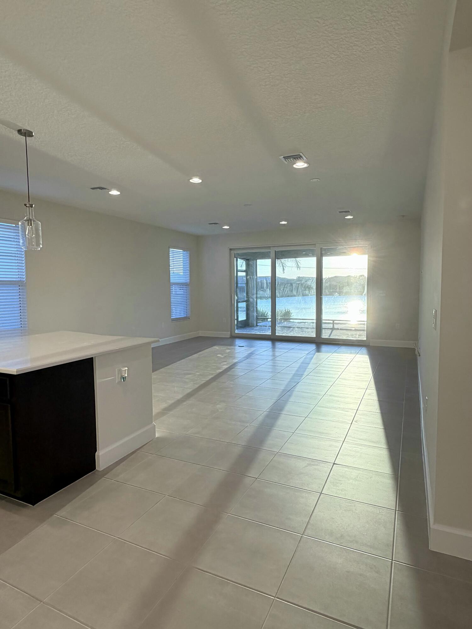 Riverland - Valencia Grove - Residential Lease