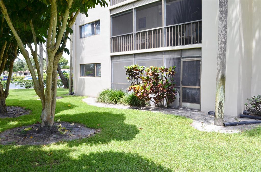 LAS VERDES / OLIVE LEAF CONDO - Residential