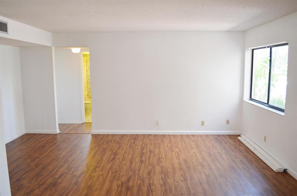 LAS VERDES / OLIVE LEAF CONDO - Residential