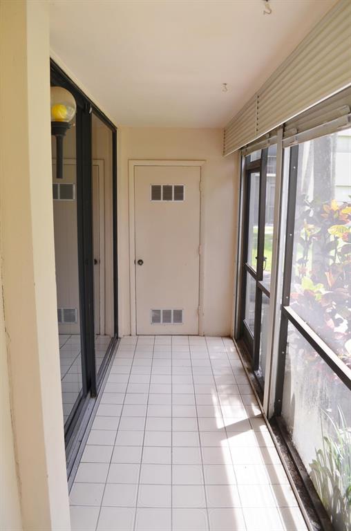 LAS VERDES / OLIVE LEAF CONDO - Residential