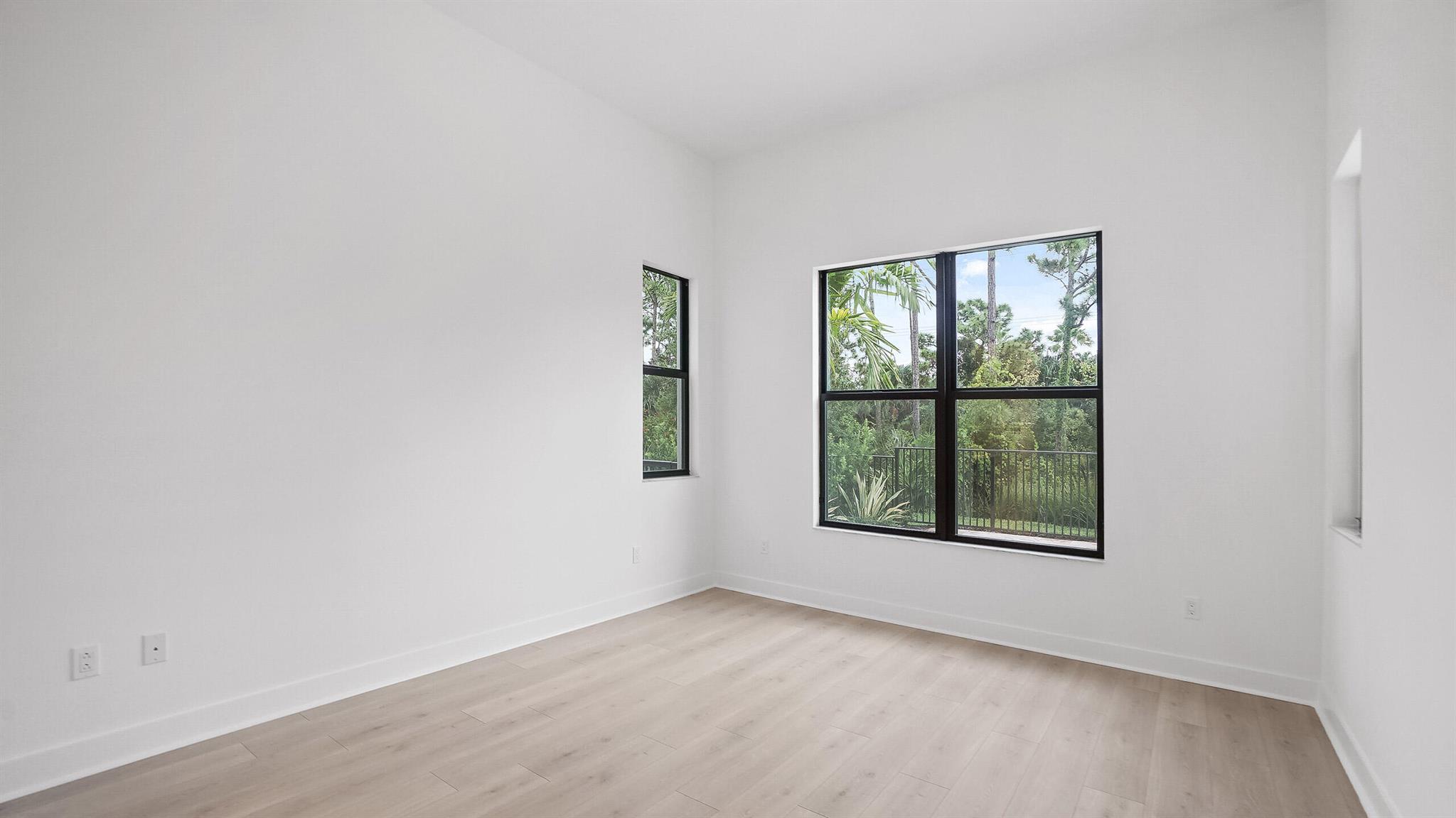 ALTON NEIGHBORHOOD - Residential