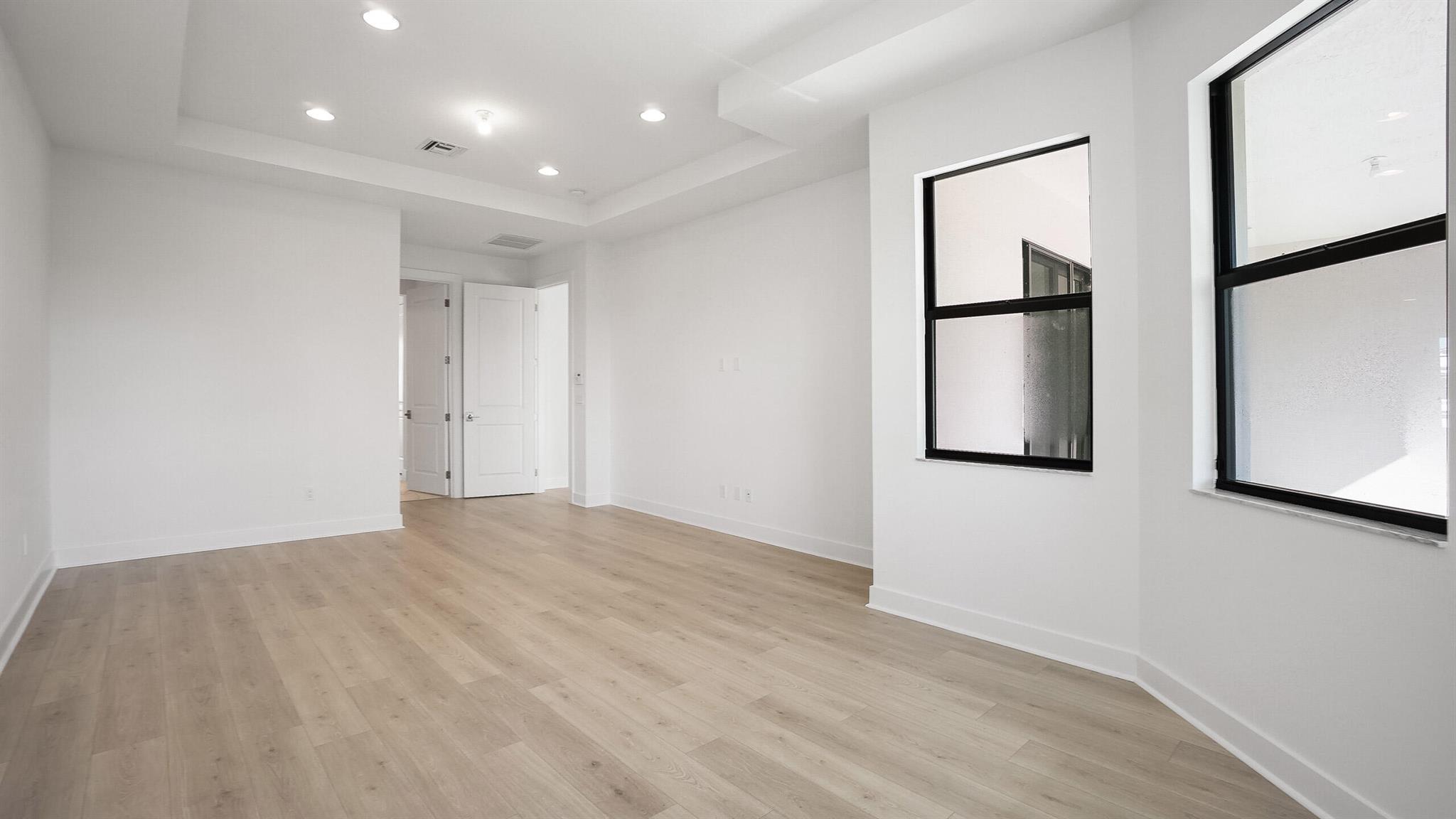 ALTON NEIGHBORHOOD - Residential