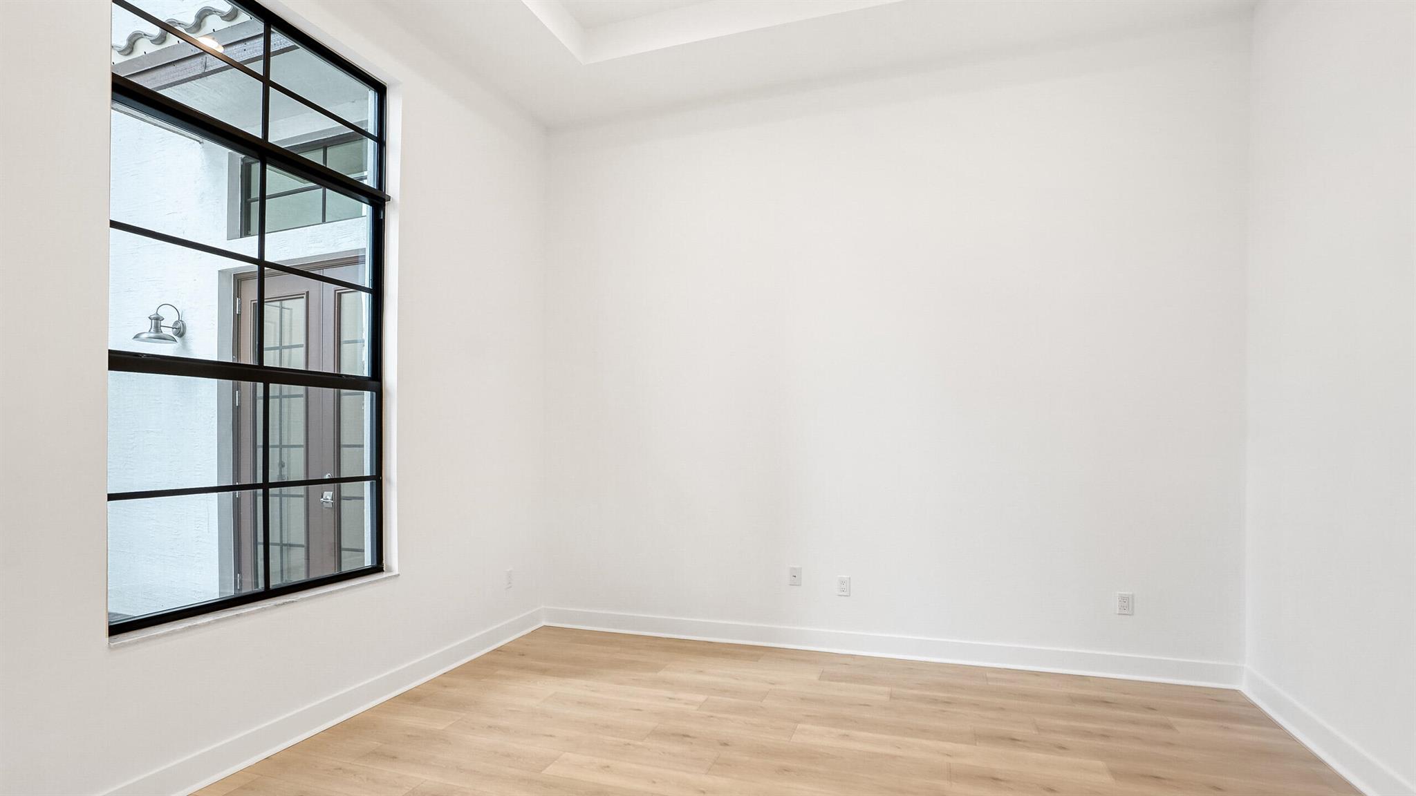 ALTON NEIGHBORHOOD - Residential