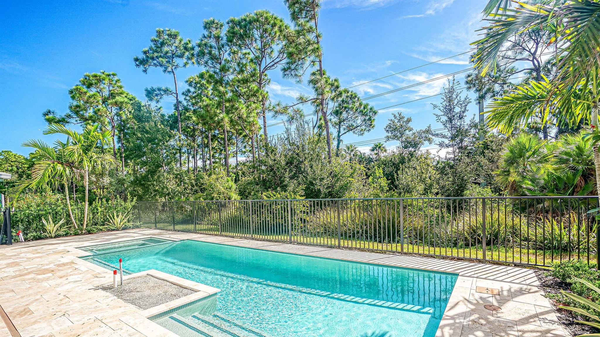 ALTON NEIGHBORHOOD - Residential