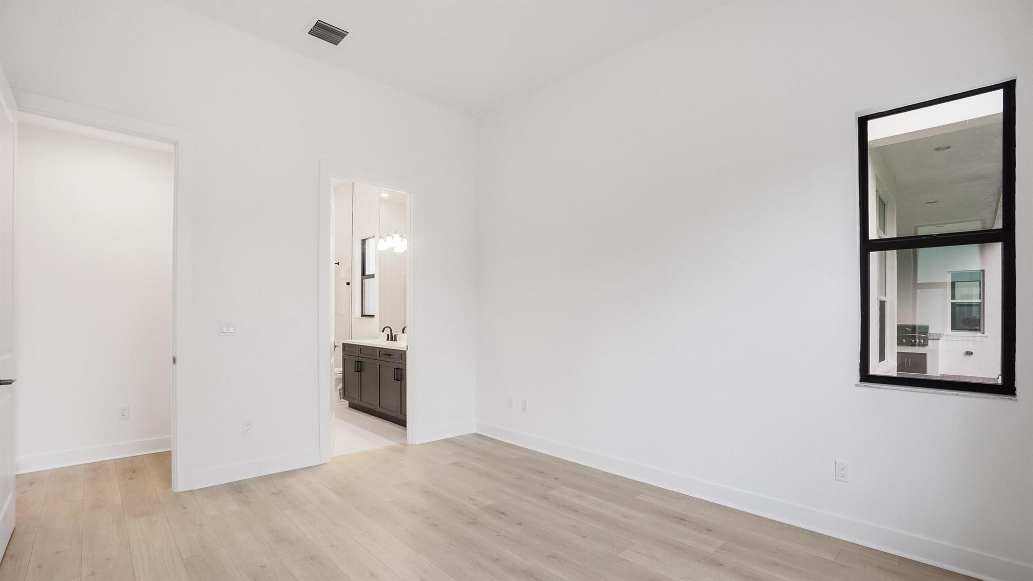 ALTON NEIGHBORHOOD - Residential