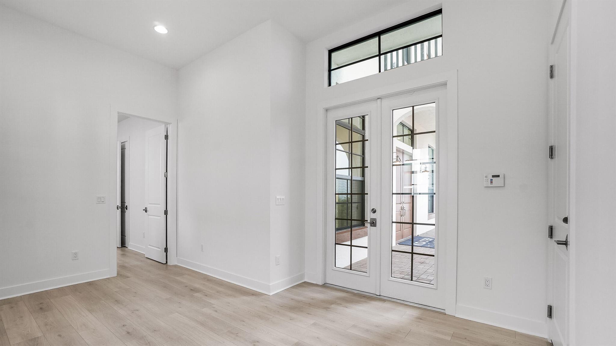 ALTON NEIGHBORHOOD - Residential