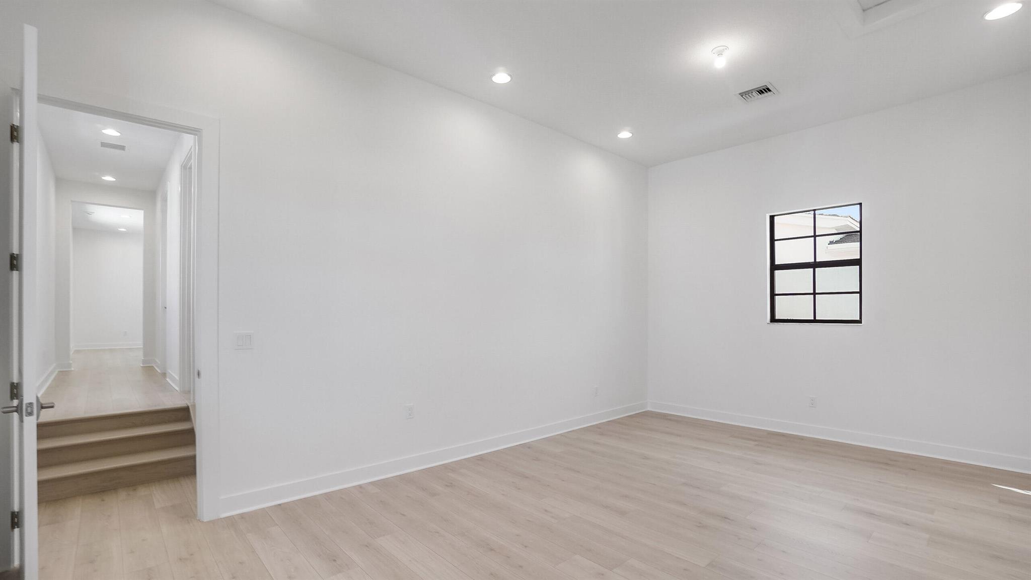 ALTON NEIGHBORHOOD - Residential