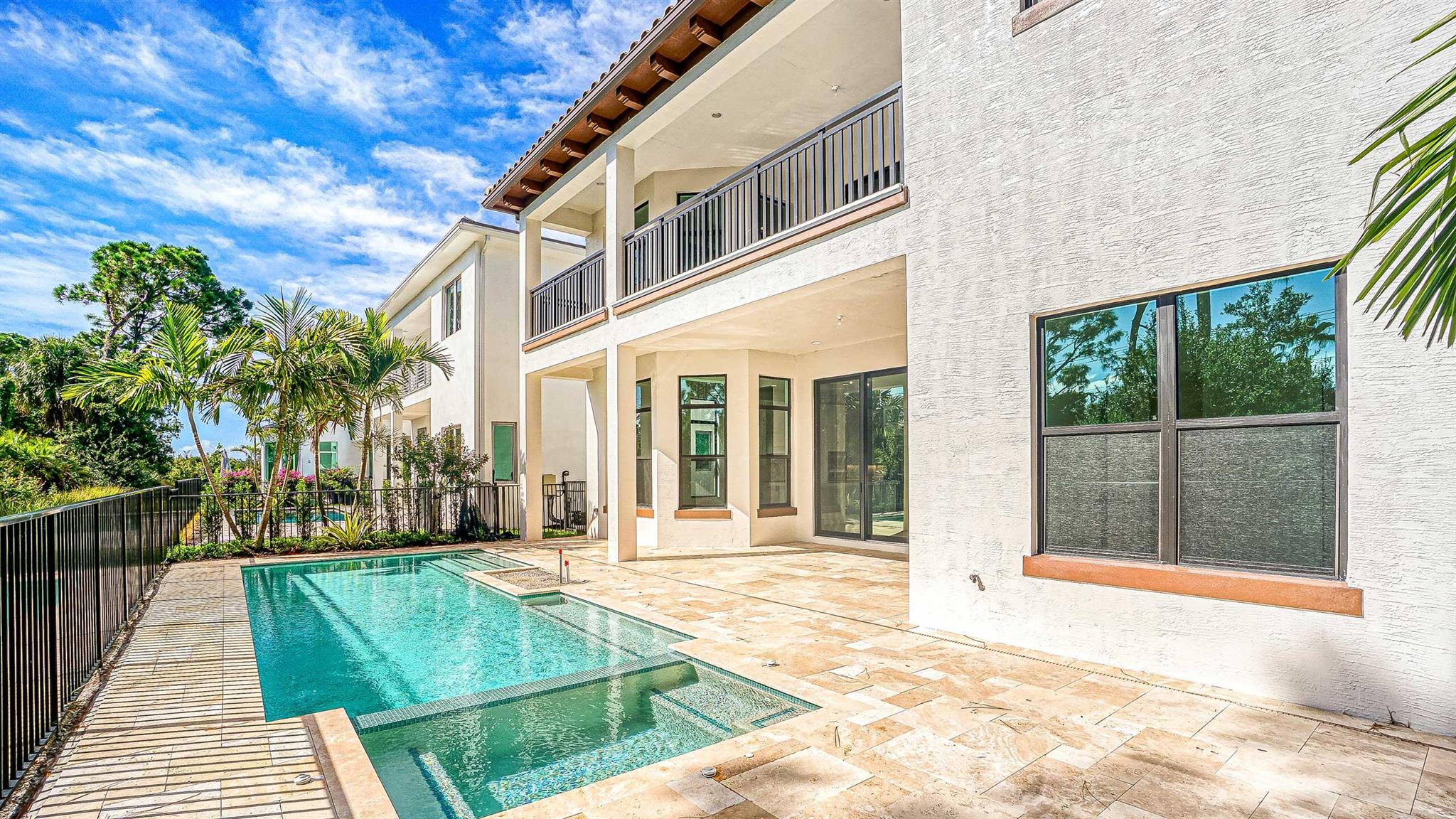 ALTON NEIGHBORHOOD - Residential