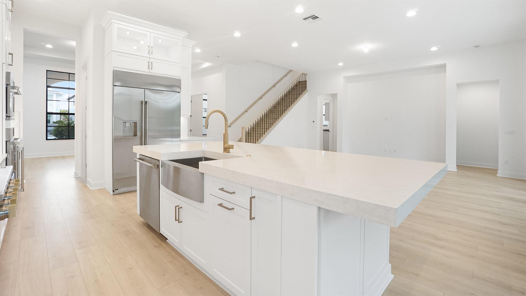 ALTON NEIGHBORHOOD - Residential