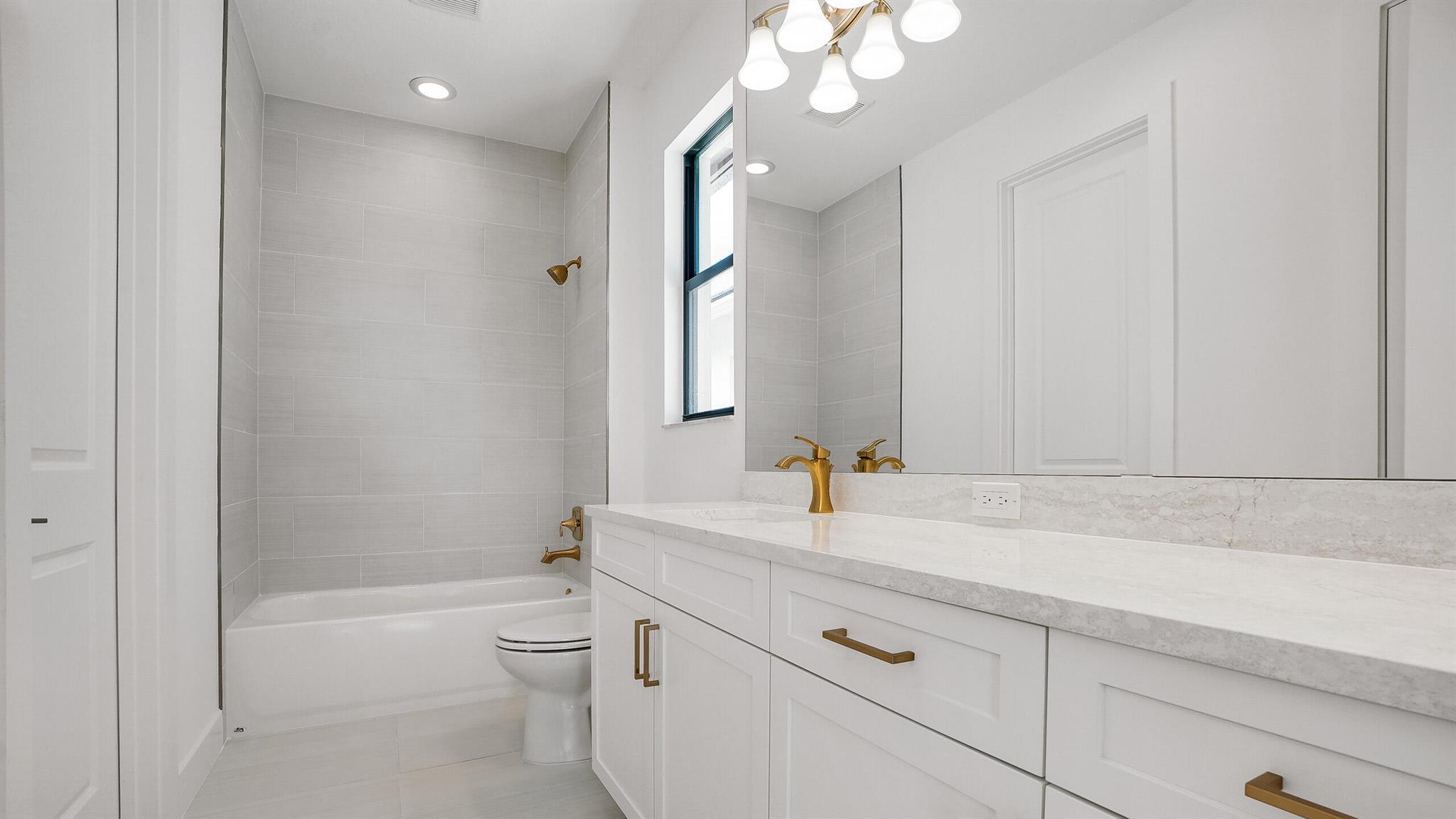 ALTON NEIGHBORHOOD - Residential