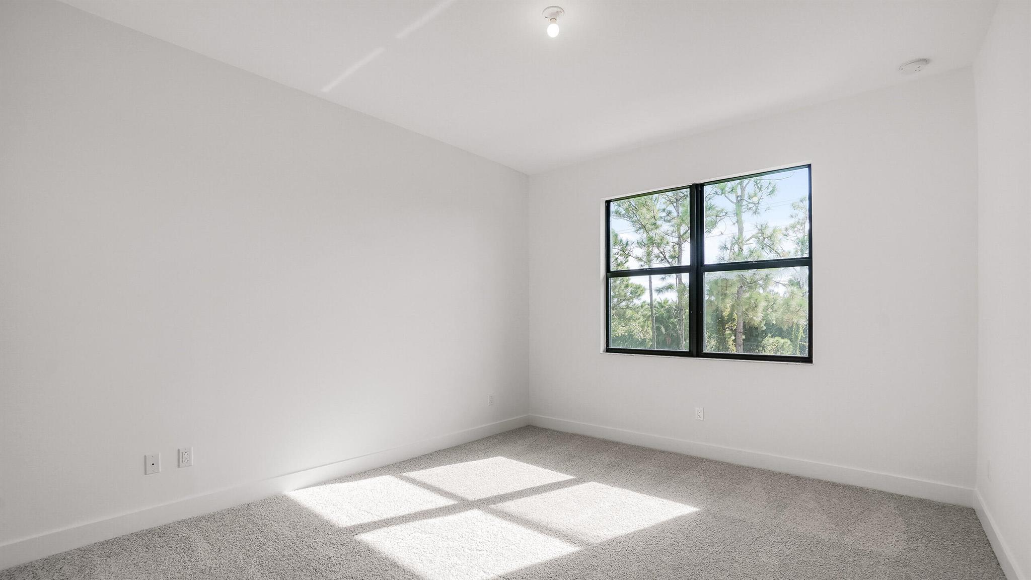 ALTON NEIGHBORHOOD - Residential