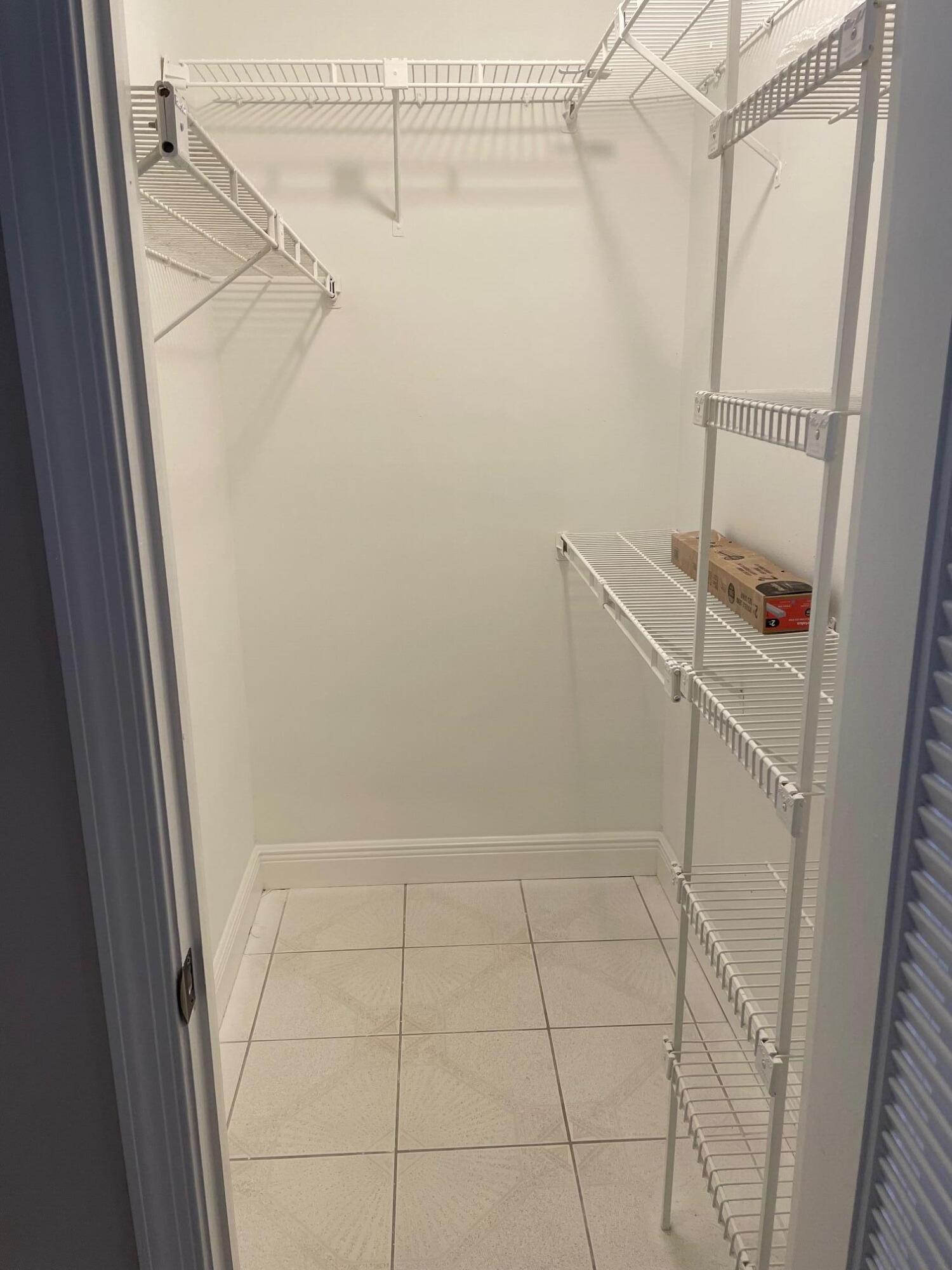 2601 W Carandis Road