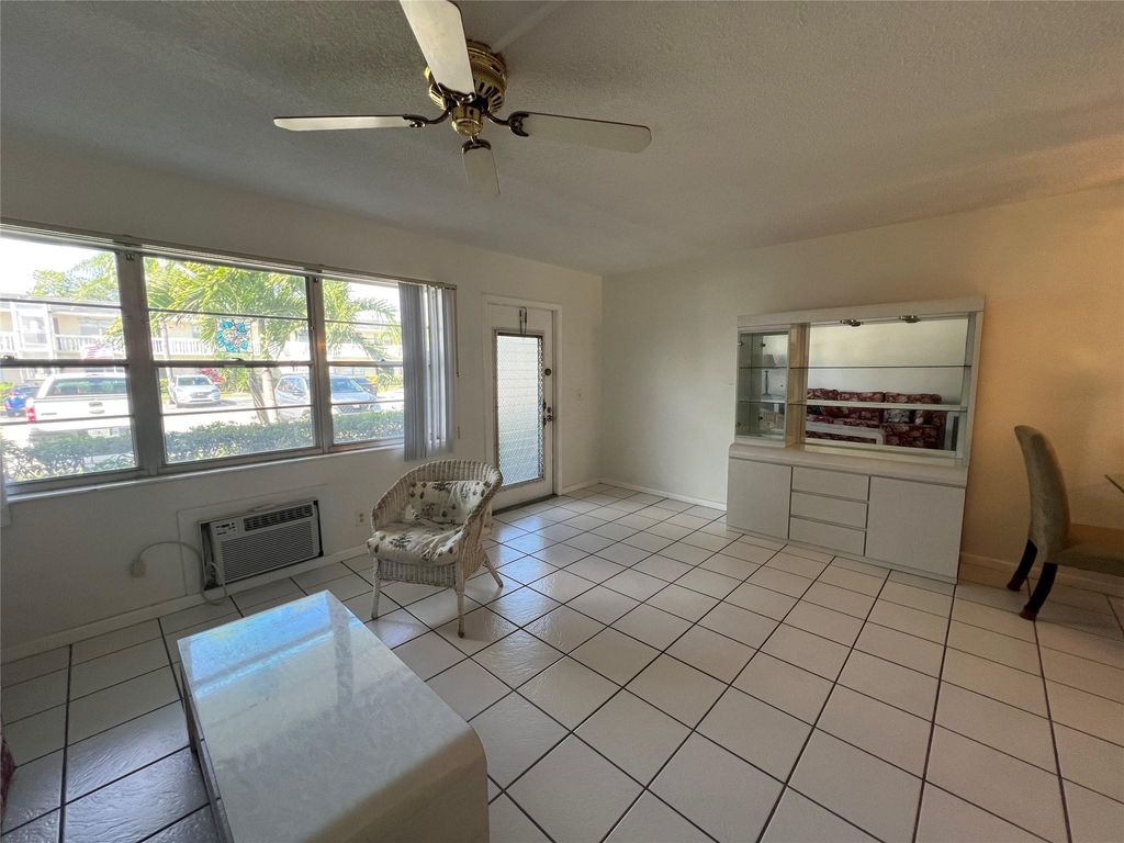 Photo of 181 Markham I #181, Deerfield Beach, FL 33442 (MLS # F10496706)