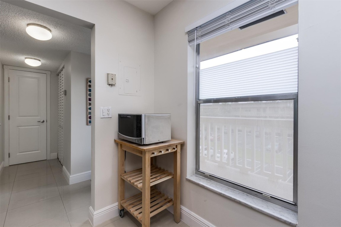 Bermuda Club - Residential Lease