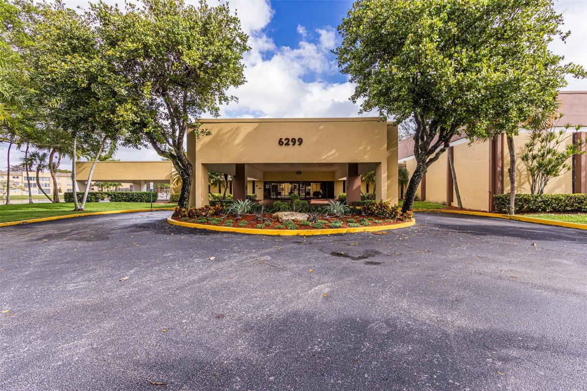 Bermuda Club - Residential Lease