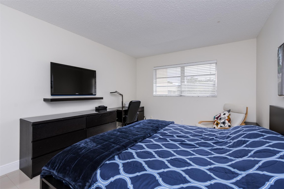 Bermuda Club - Residential Lease