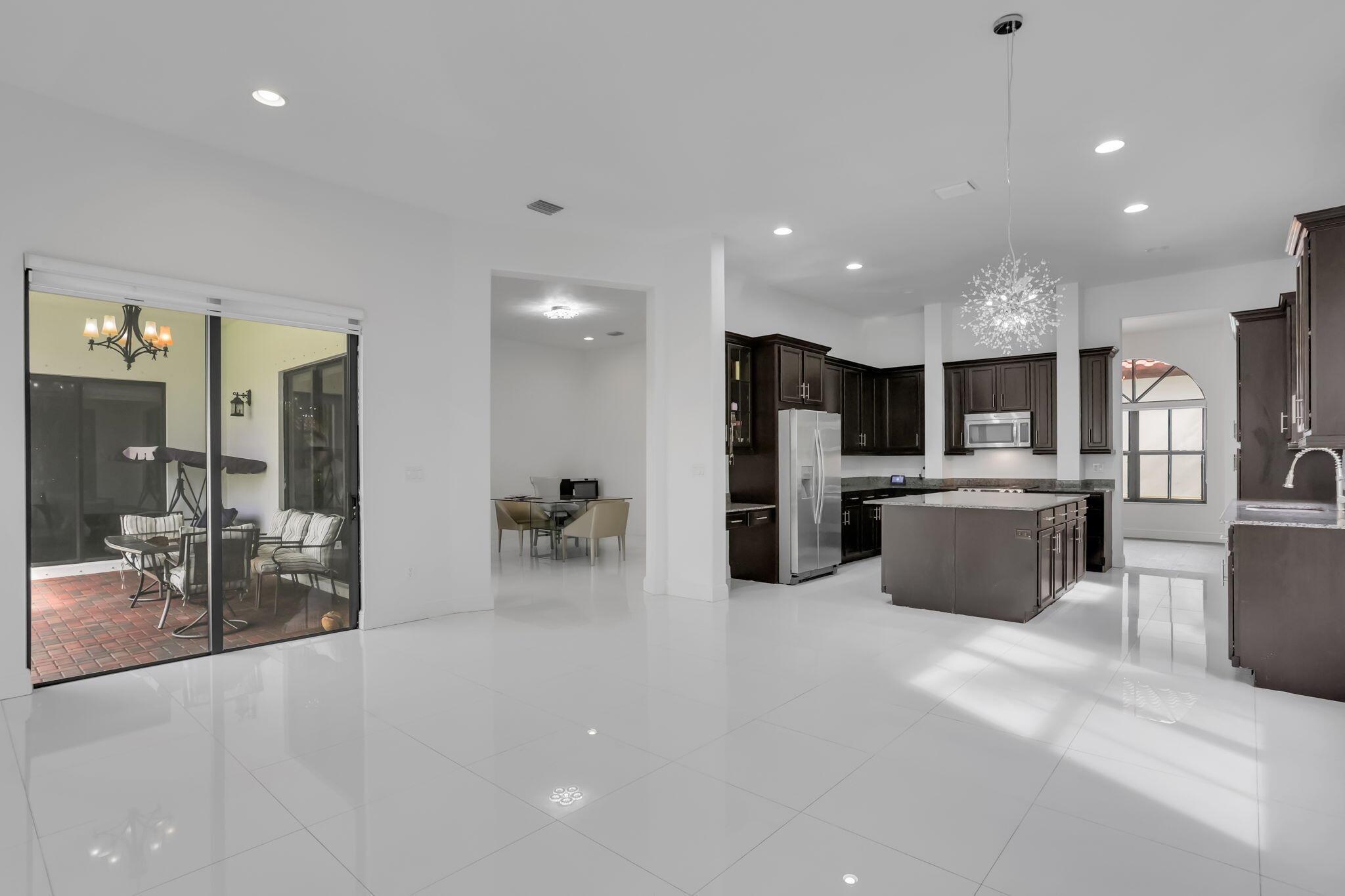 OSPREY OAKS - Residential