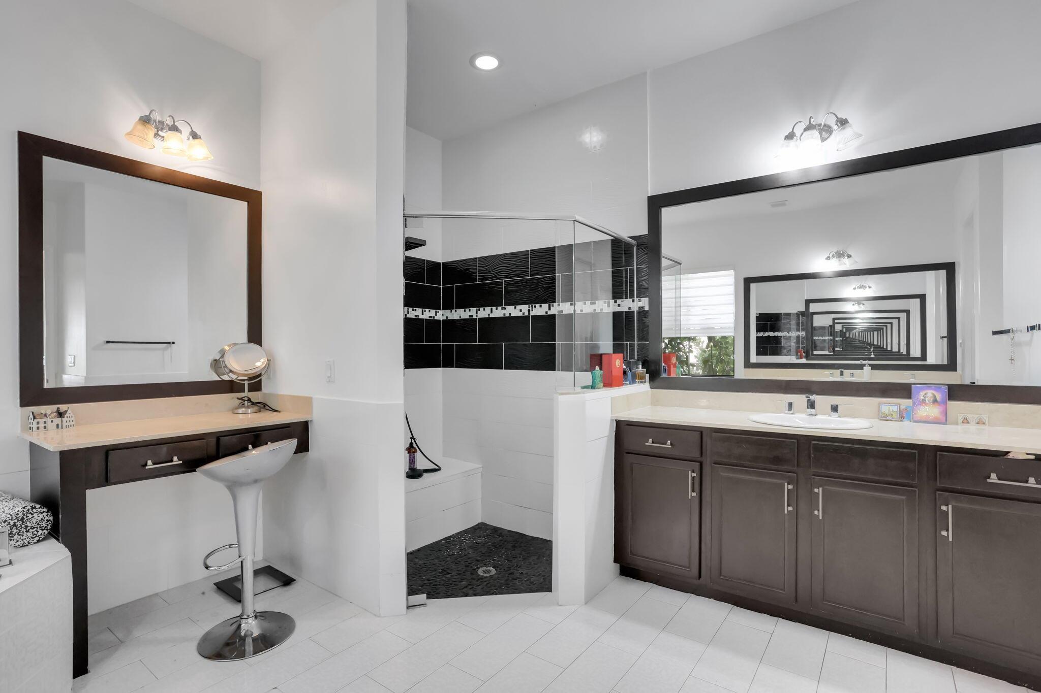 OSPREY OAKS - Residential