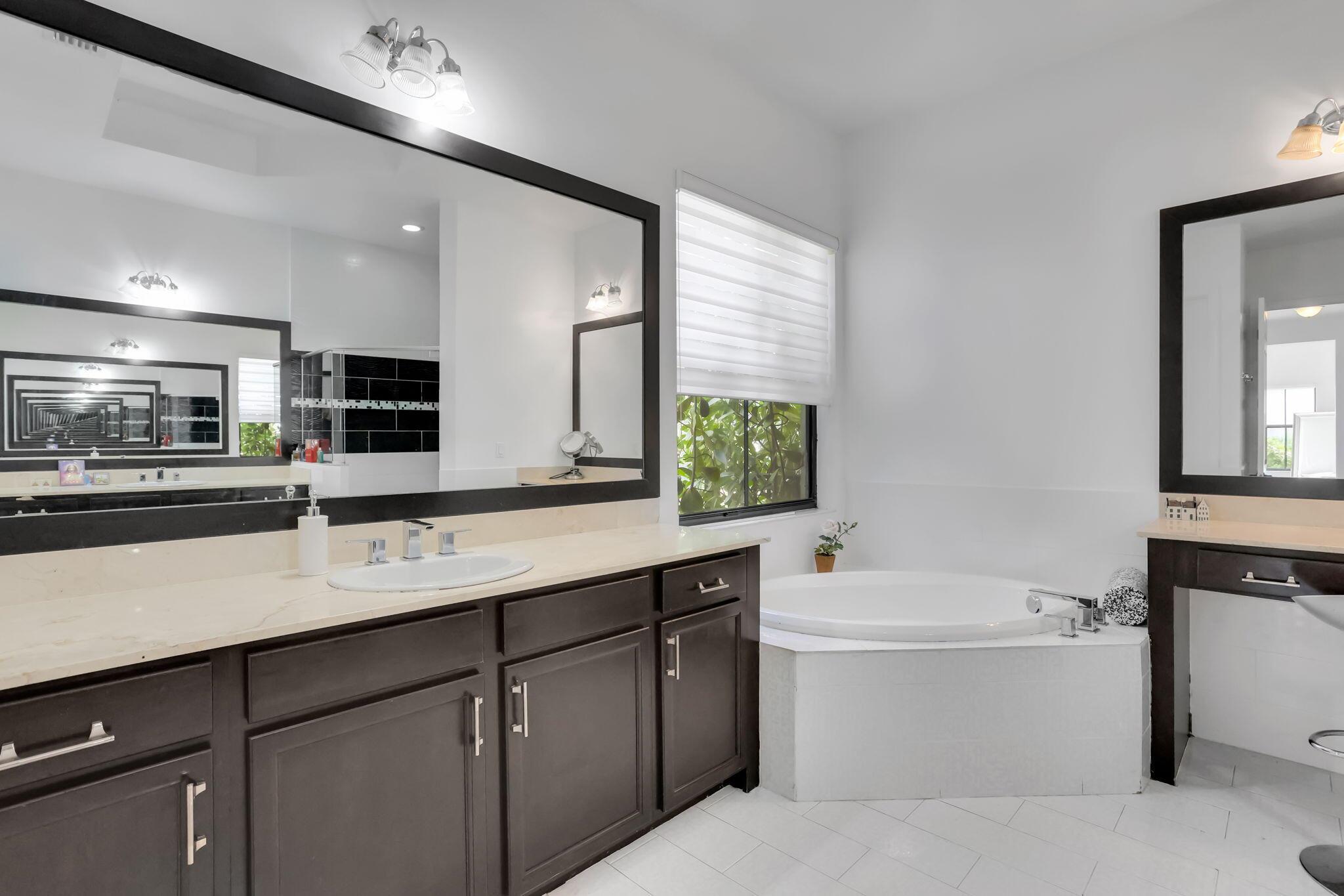 OSPREY OAKS - Residential