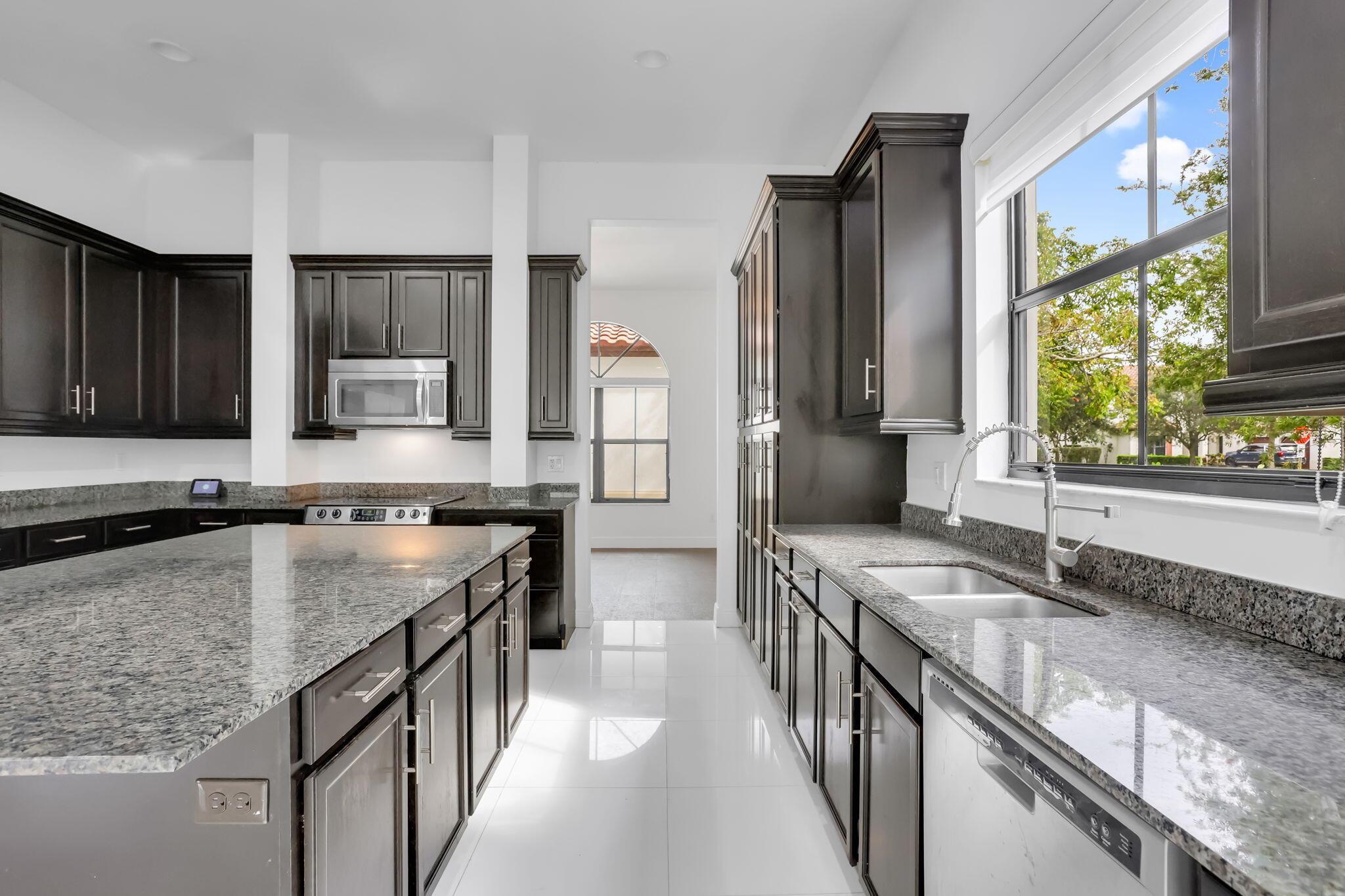 OSPREY OAKS - Residential