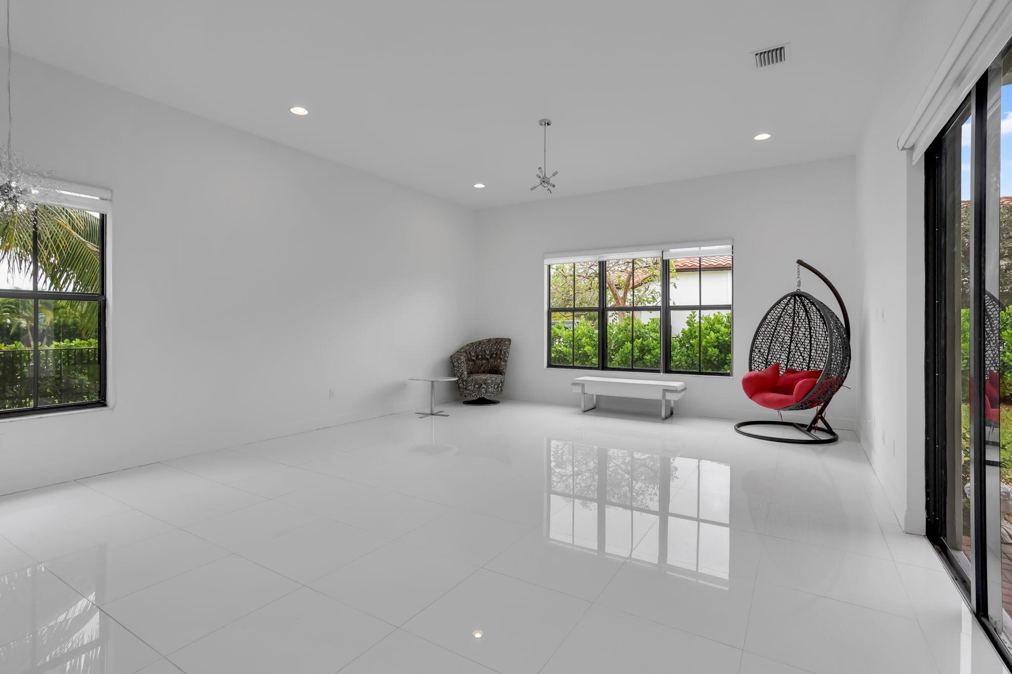 OSPREY OAKS - Residential