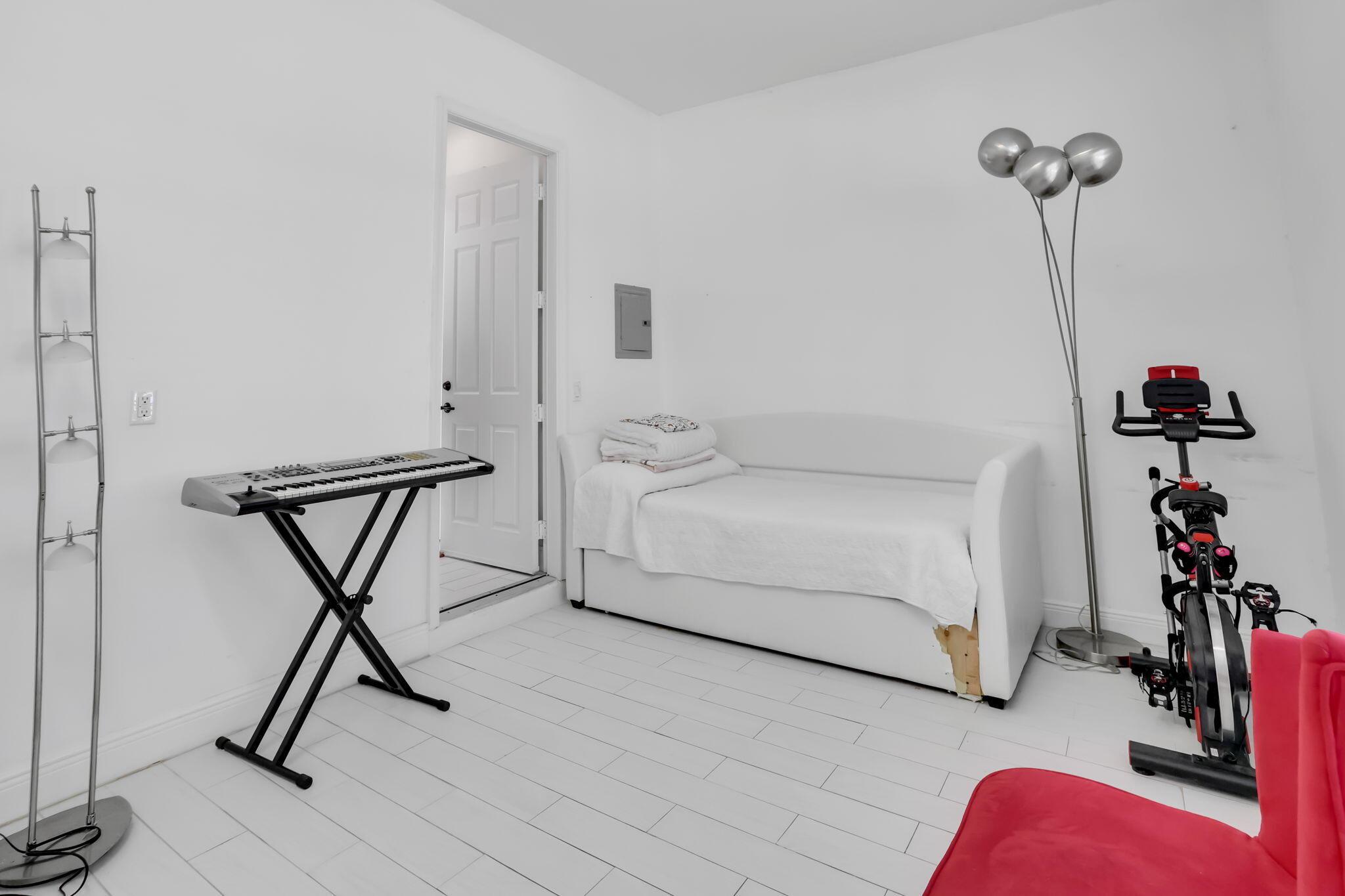 OSPREY OAKS - Residential