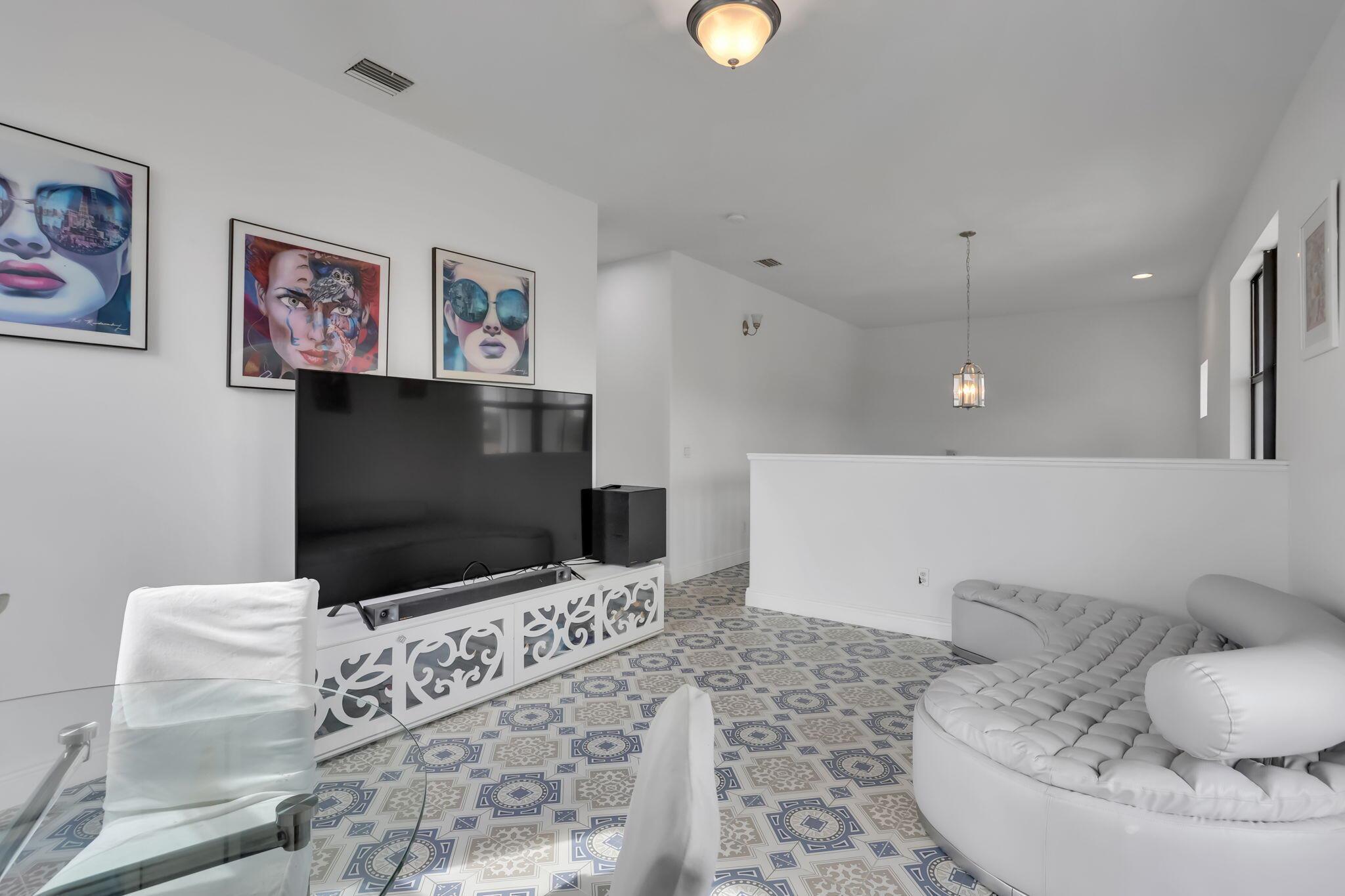 OSPREY OAKS - Residential