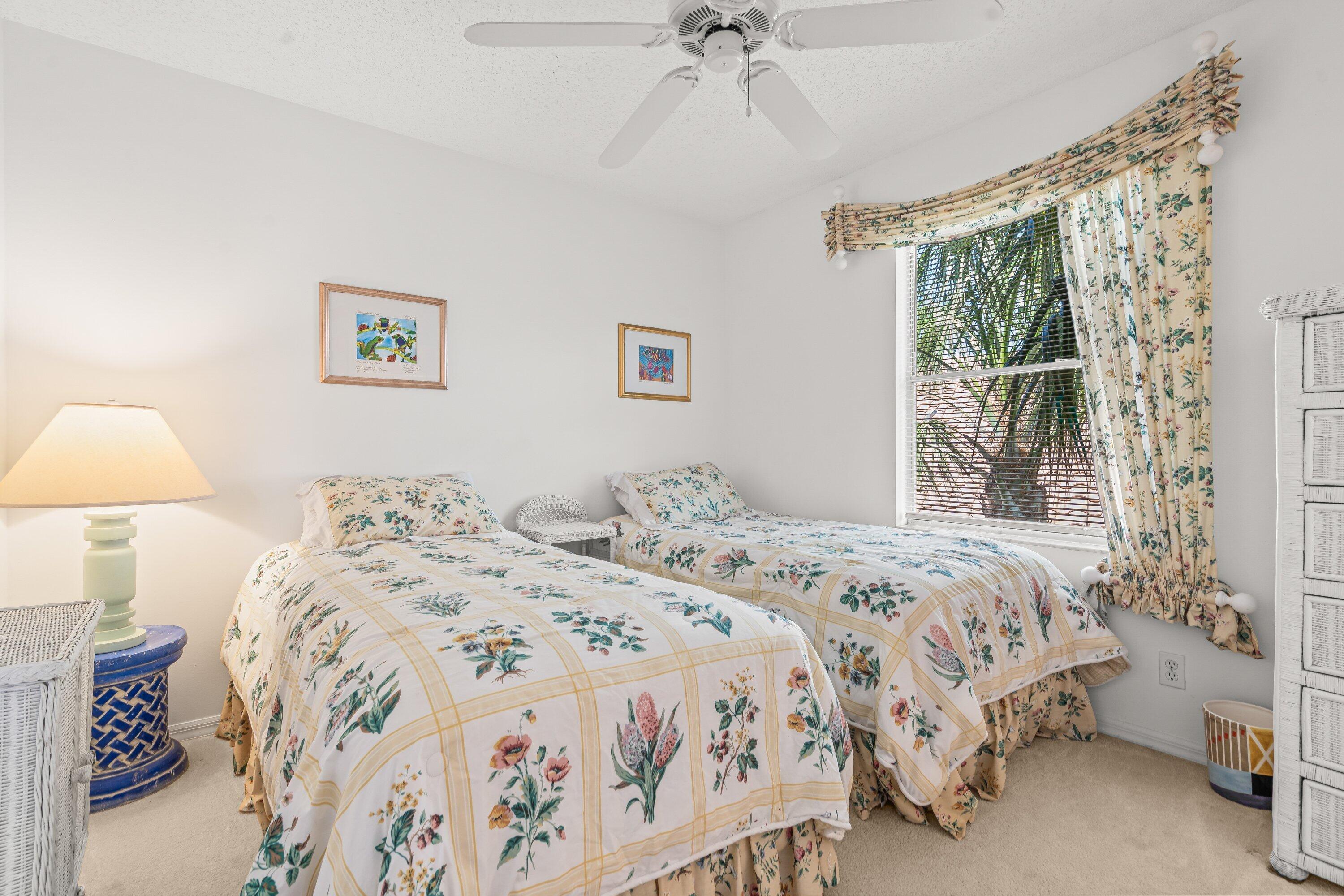 FAIRWAY COVE OF WELLINGTON - Residential Lease