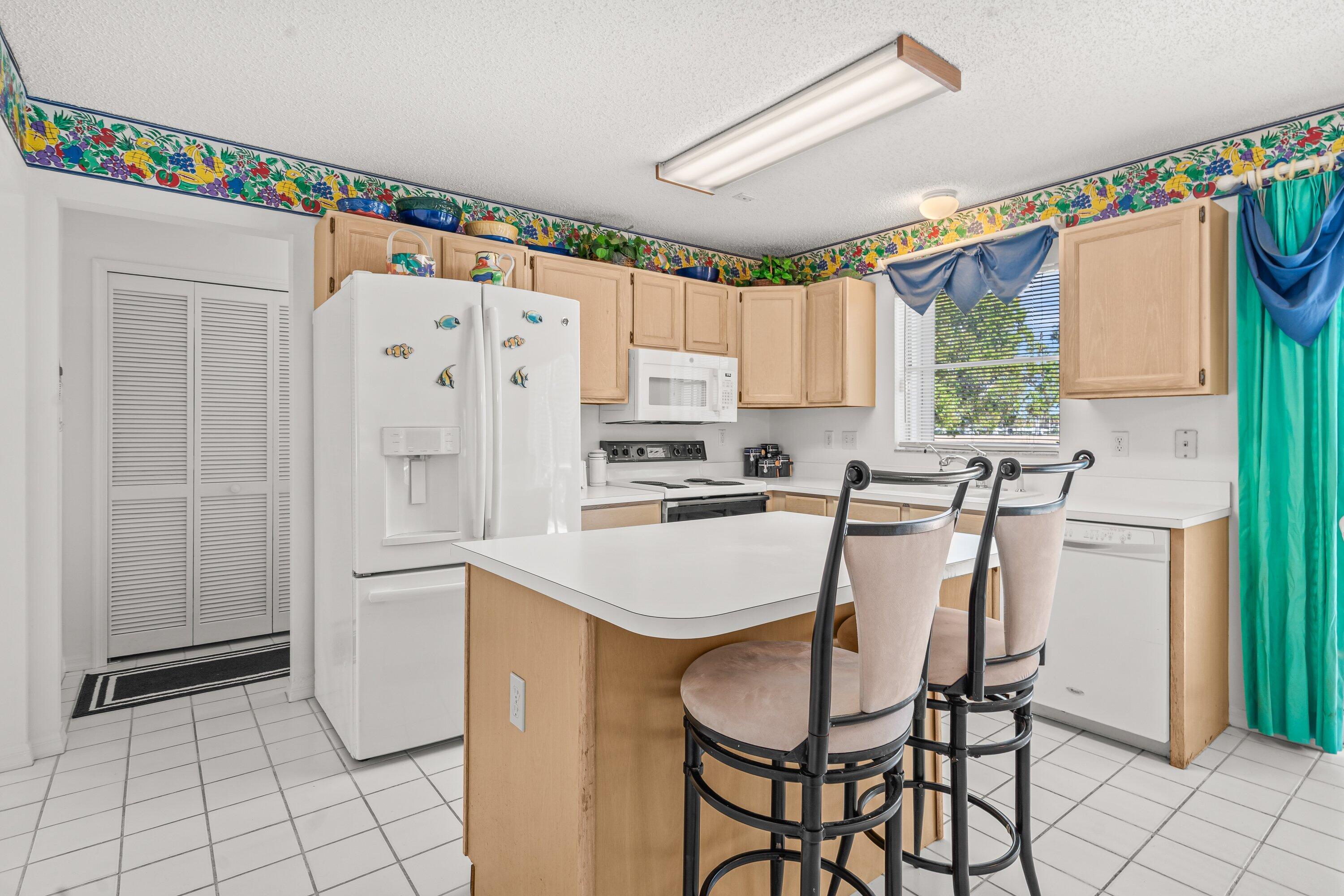 FAIRWAY COVE OF WELLINGTON - Residential Lease