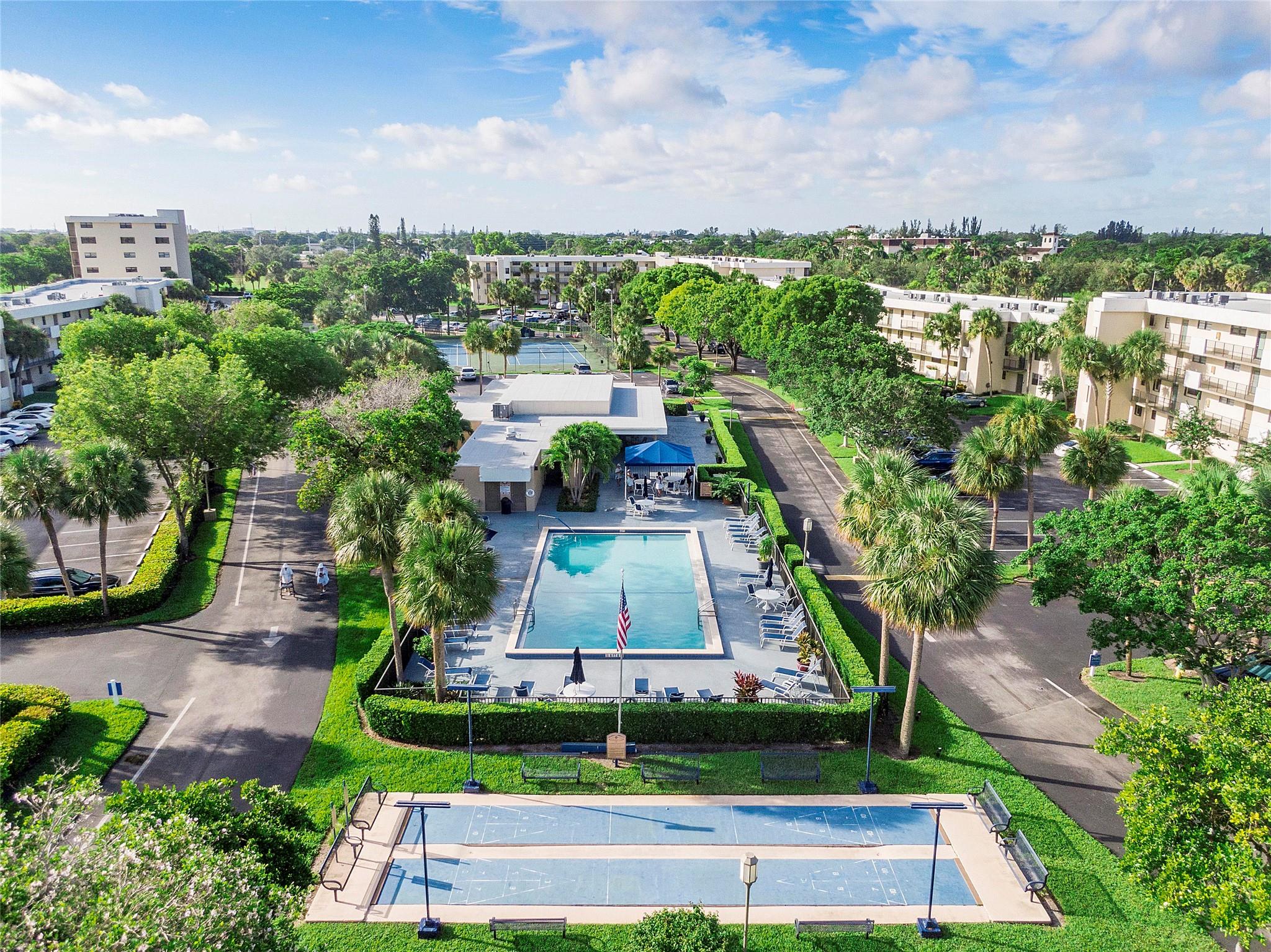 The Palms of Deer Creek - Residential