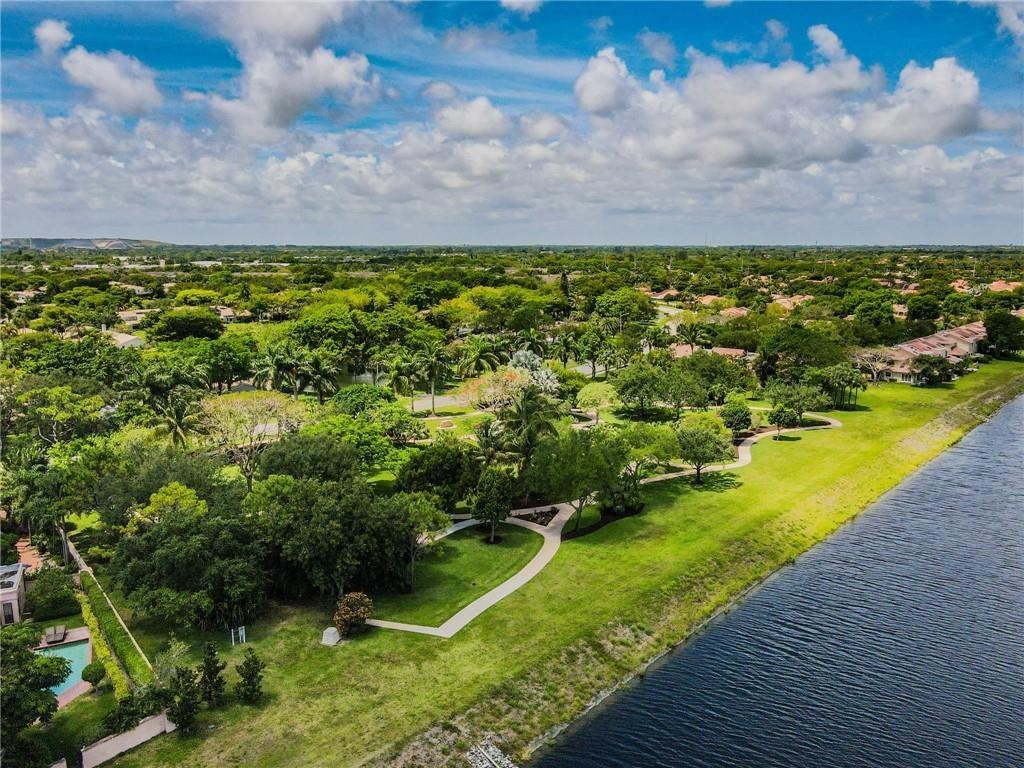 The Palms of Deer Creek - Residential