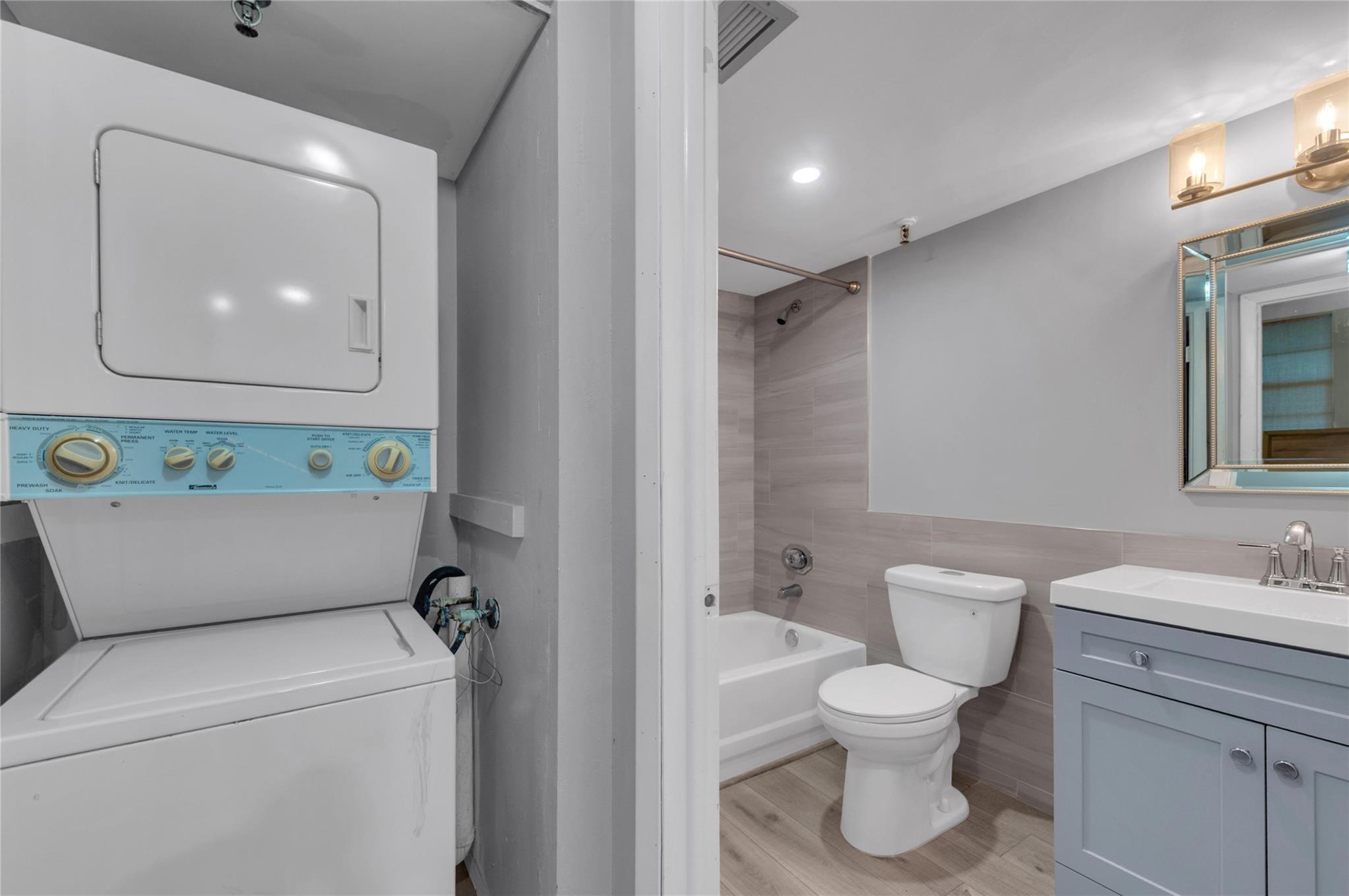 The Palms of Deer Creek - Residential