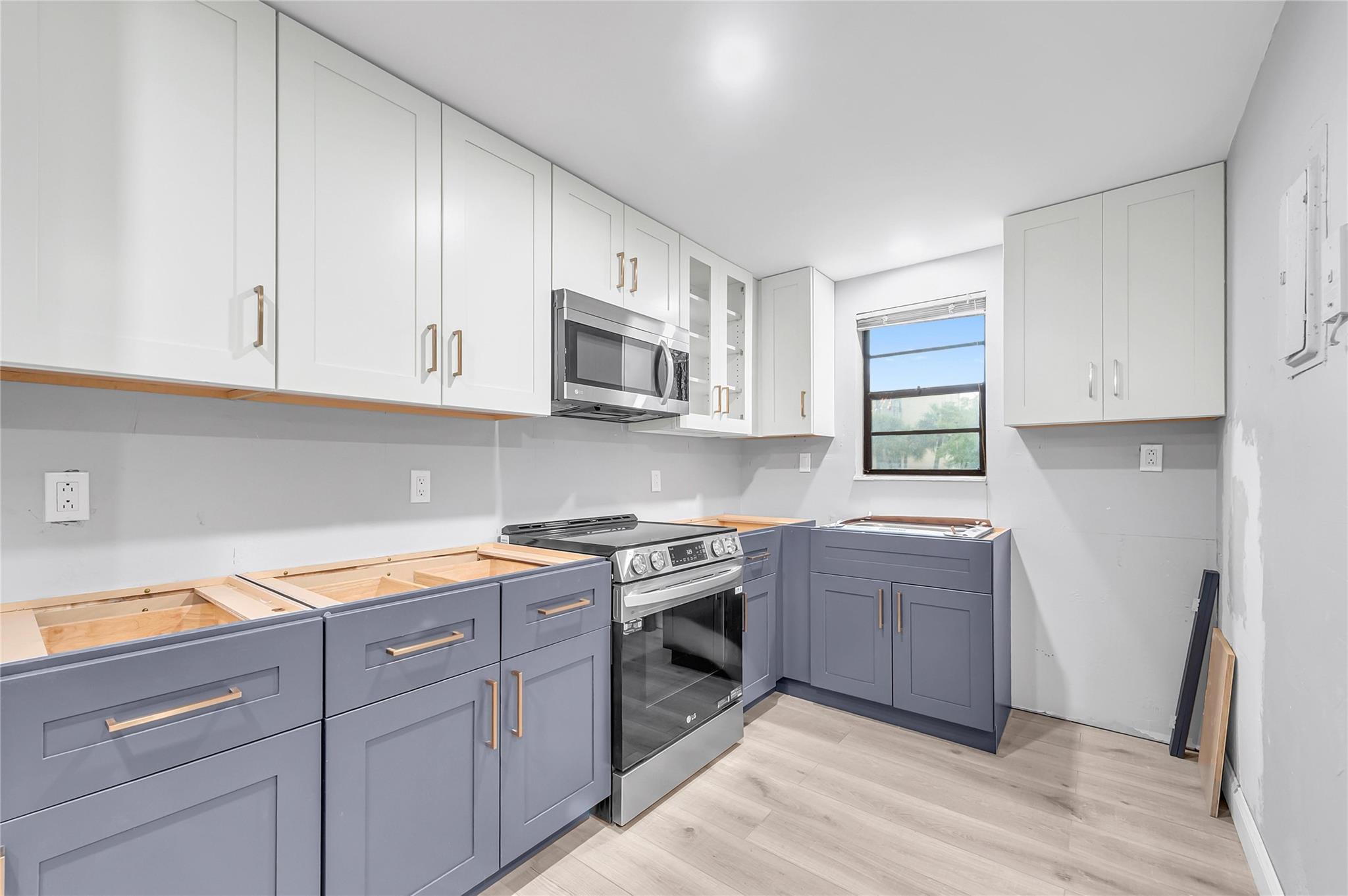 The Palms of Deer Creek - Residential