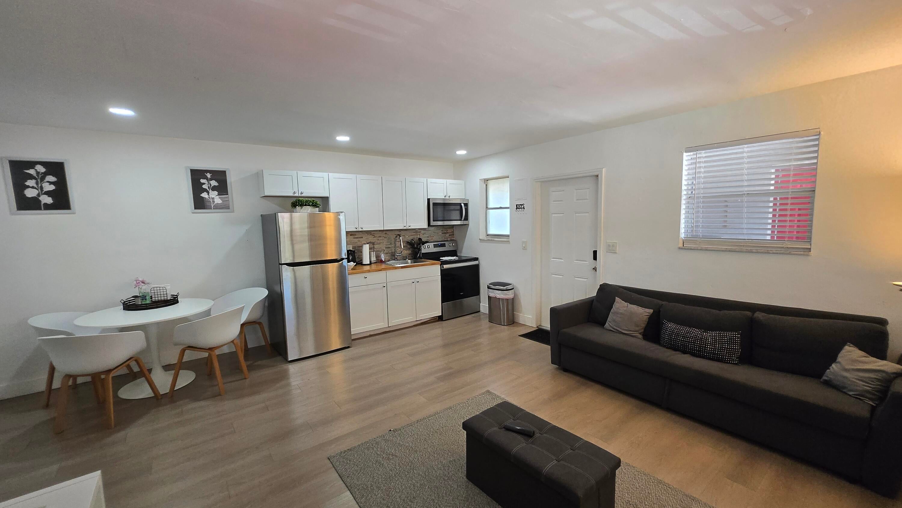 704 NE 8TH Street 1