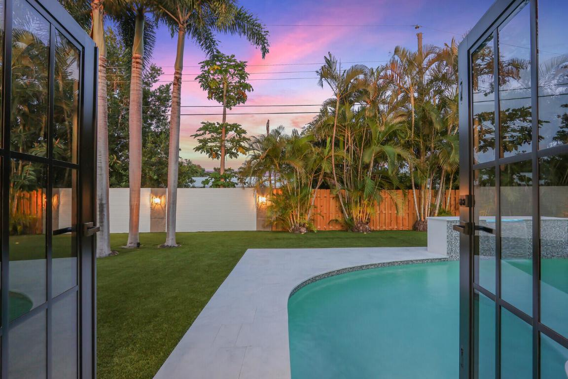 JUPITER IN THE PINES SEC B - Residential