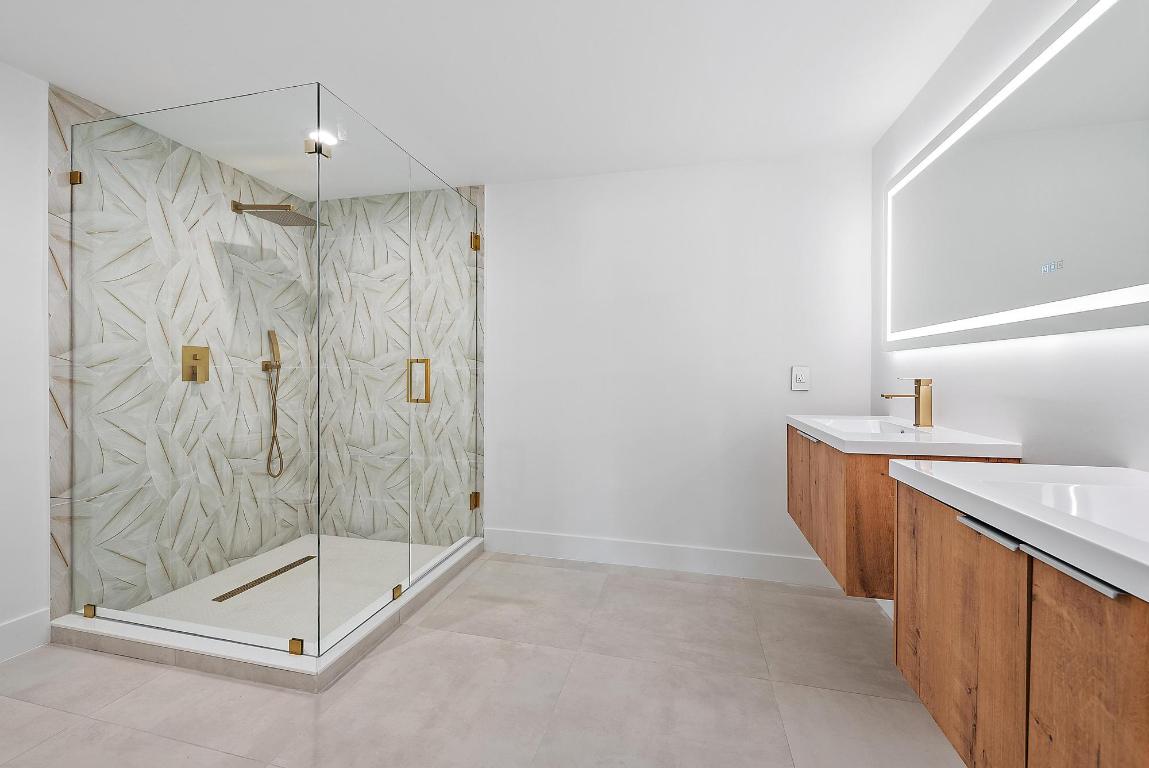 JUPITER IN THE PINES SEC B - Residential