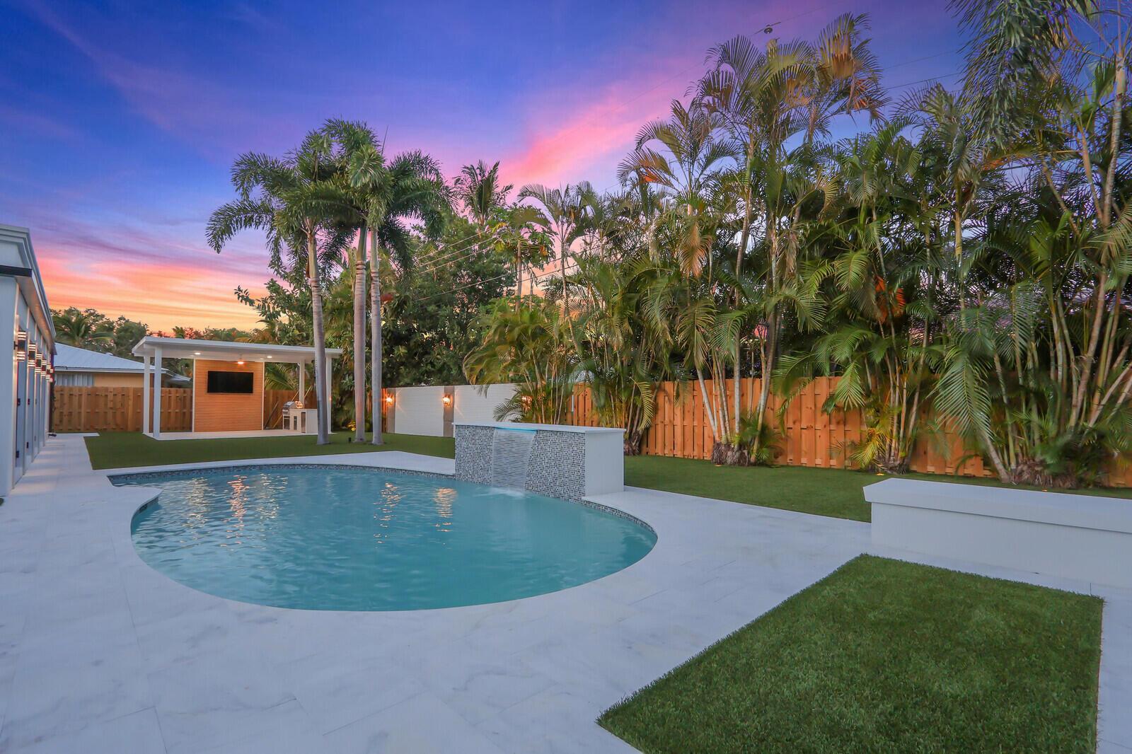 JUPITER IN THE PINES SEC - Residential