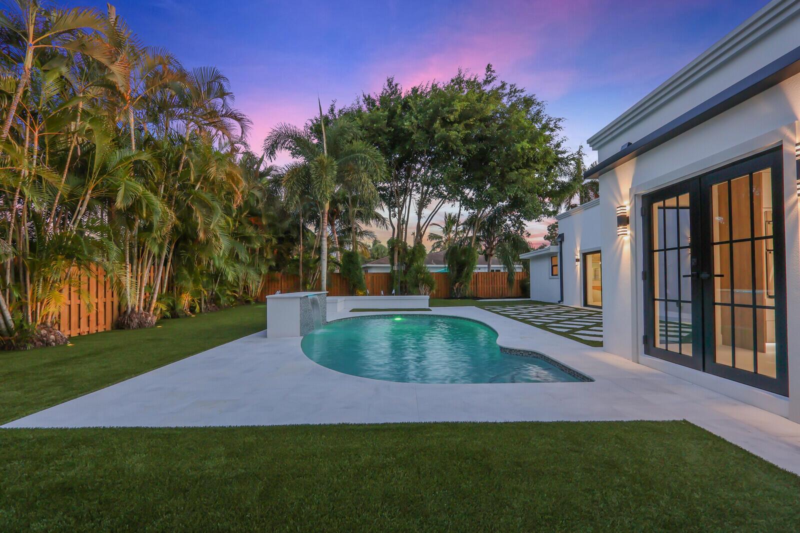JUPITER IN THE PINES SEC - Residential