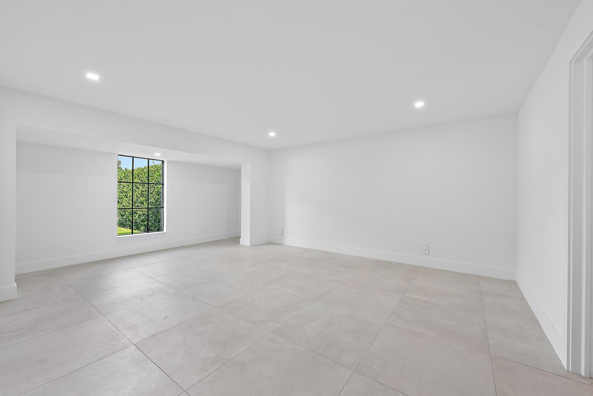 JUPITER IN THE PINES SEC - Residential