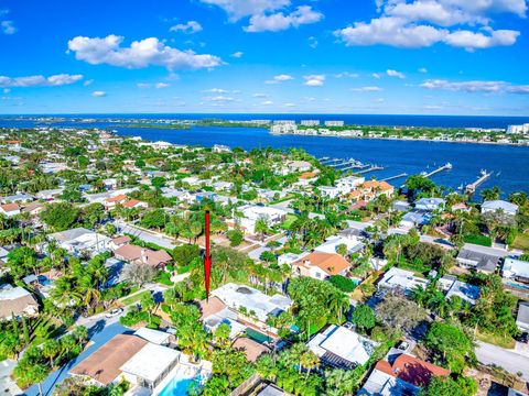 A home in Lake Worth Beach