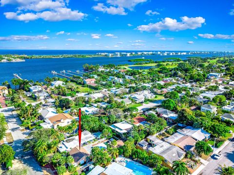 A home in Lake Worth Beach