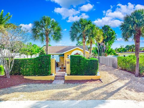 A home in Lake Worth Beach