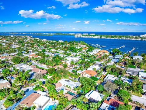 A home in Lake Worth Beach