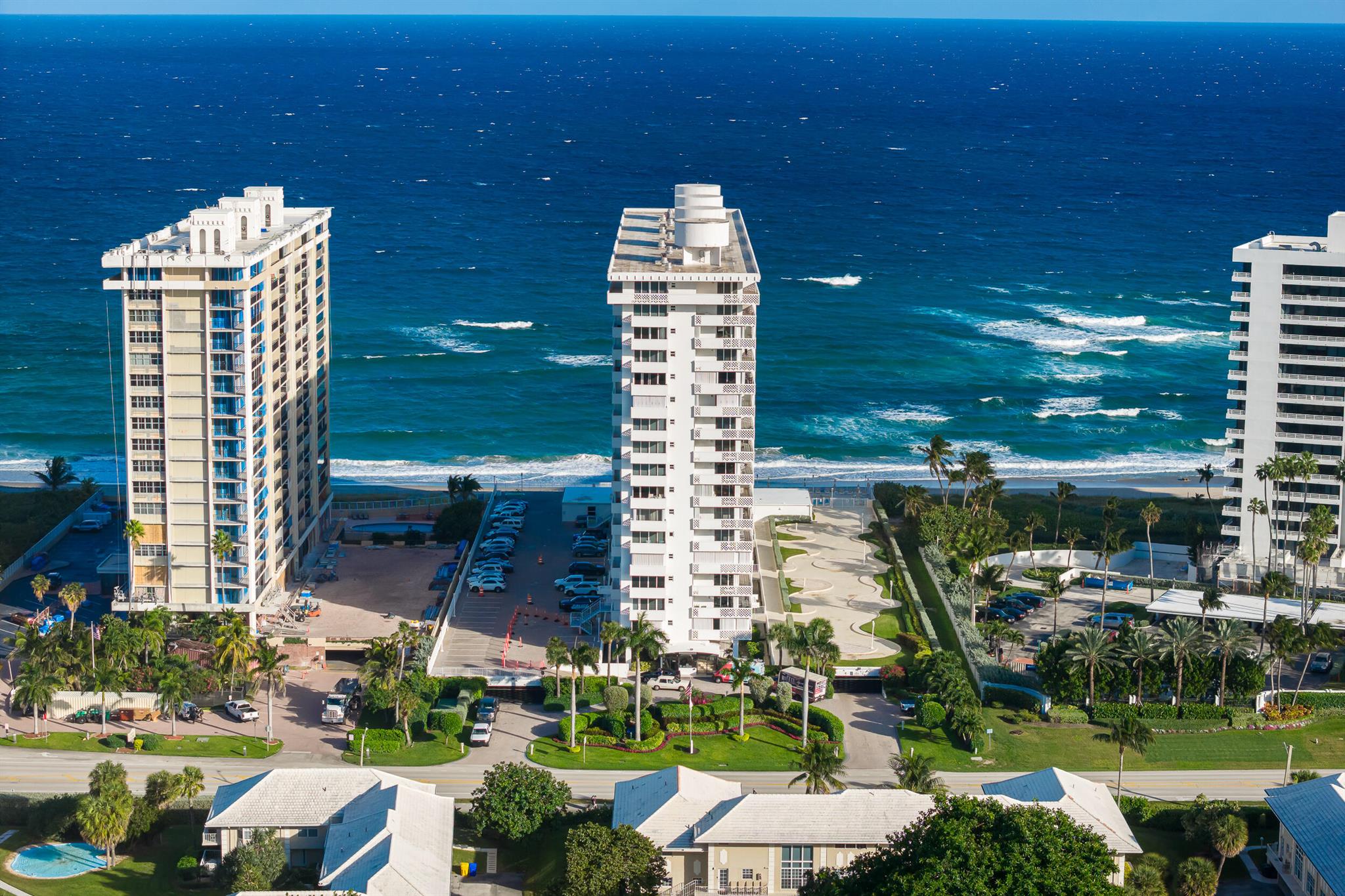 CLOISTER BEACH TOWERS CON - Residential