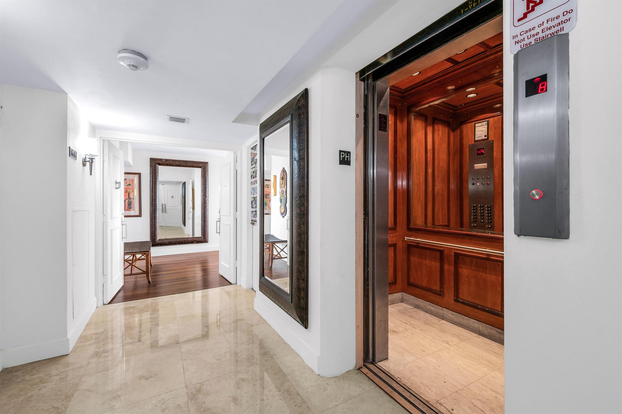 CLOISTER BEACH TOWERS CON - Residential