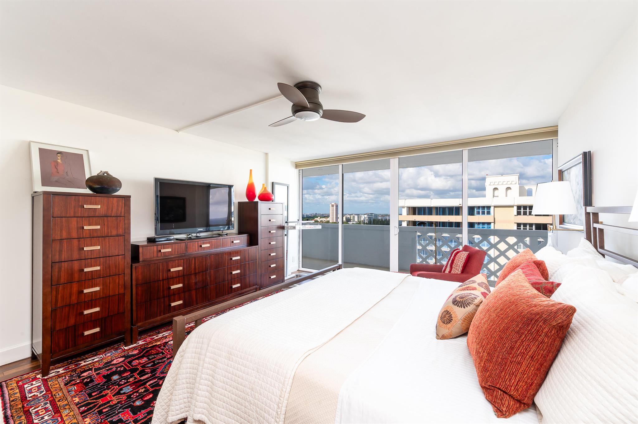 CLOISTER BEACH TOWERS CON - Residential