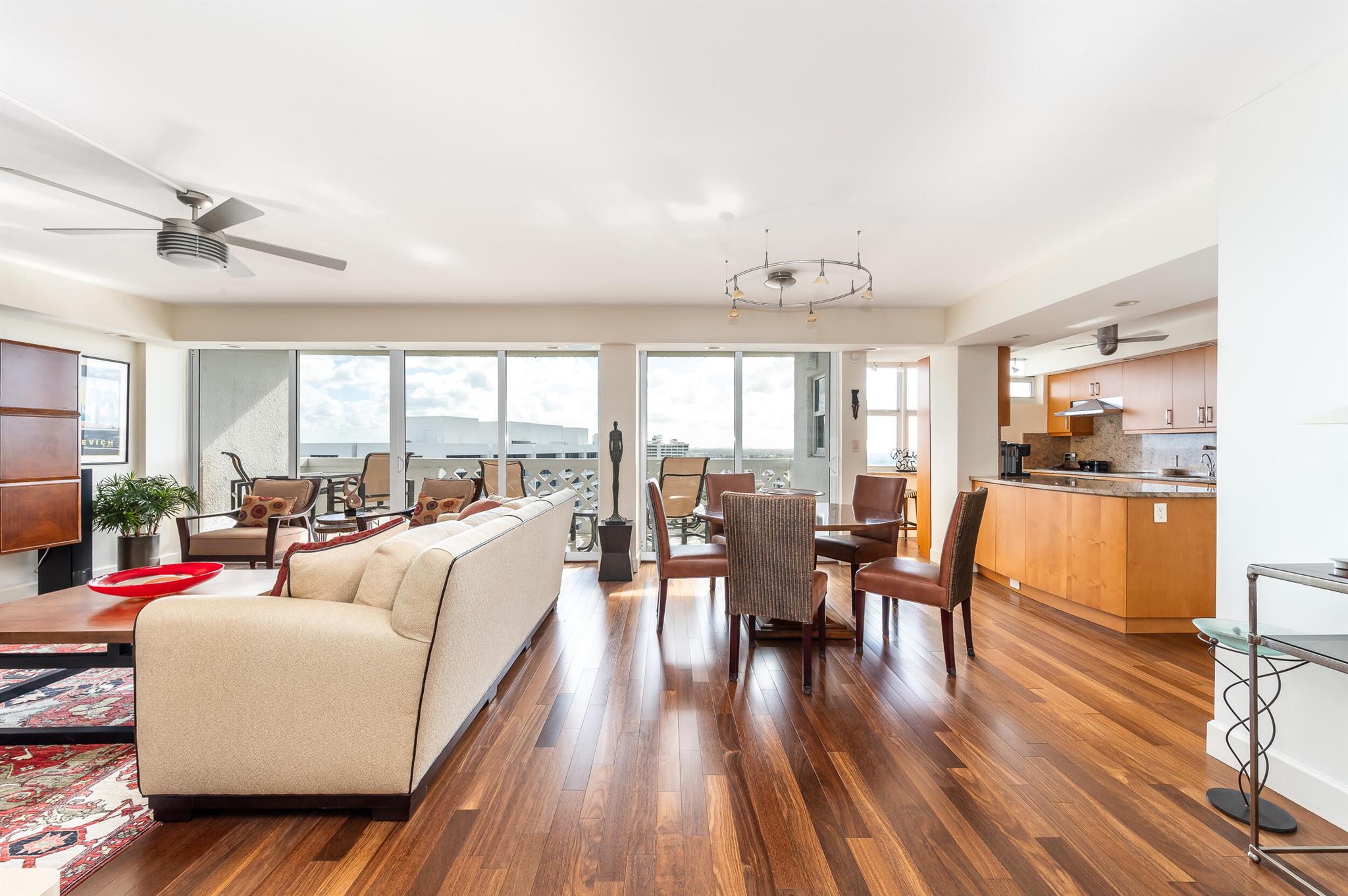 CLOISTER BEACH TOWERS CON - Residential