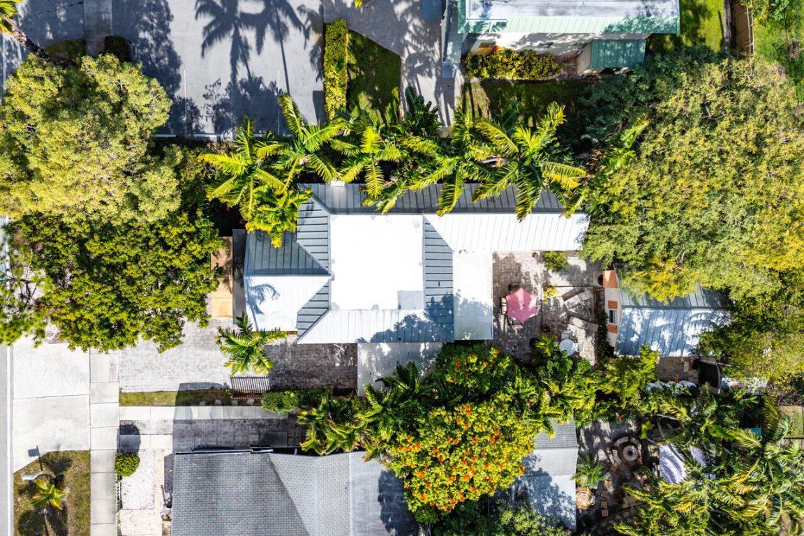 219 S Swinton Avenue